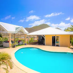 Villa Spacious With Ocean And Mountain View-4 Beds, Cul de Sac
